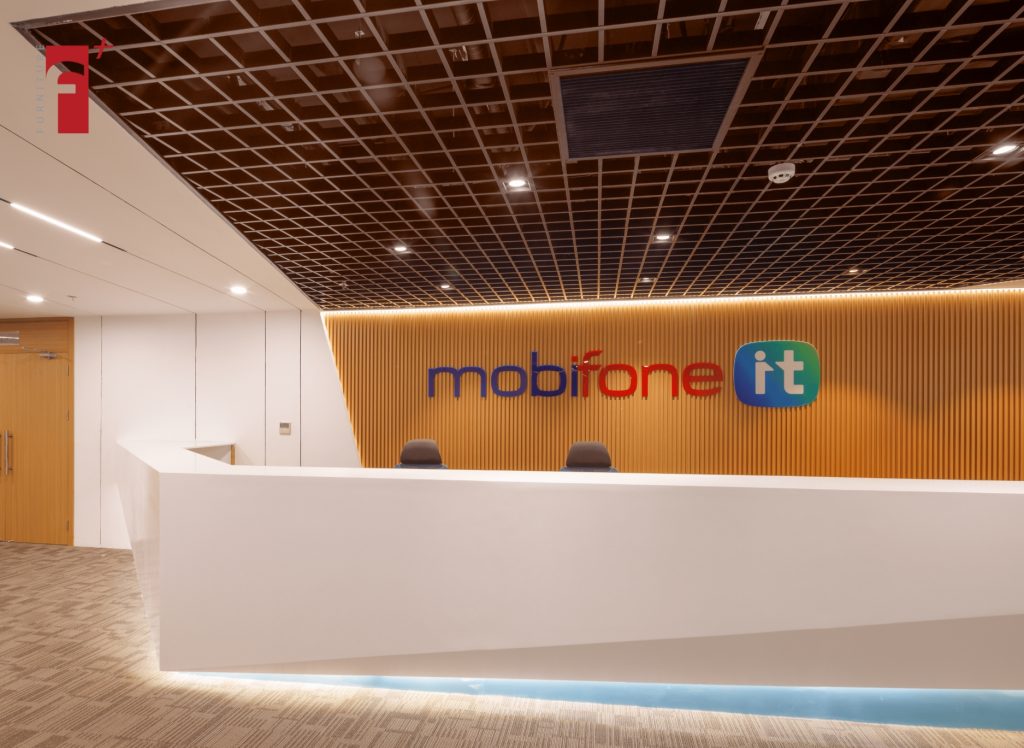 khu vực lễ tân văn phòng trung tâm IT Mobifone